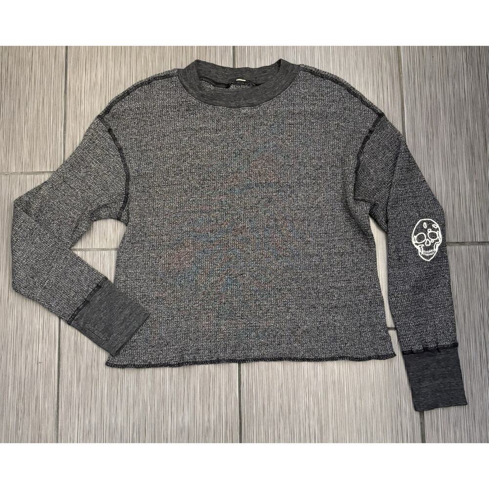 Monrow Gray/Black Long Sleeve Waffle Knit Shirt Embroidered Skull Large Gothic
